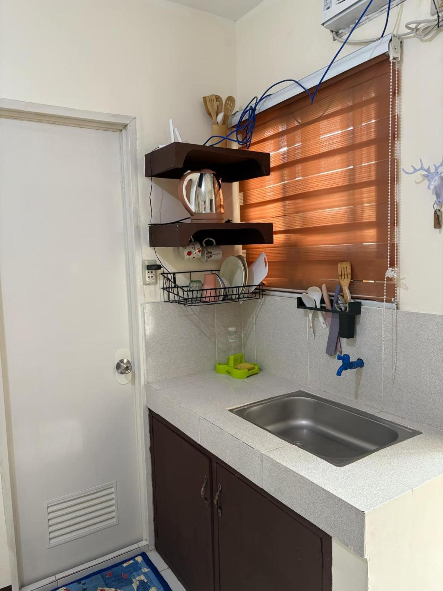 Airport Villamor Transient Rooms 마닐라 외부 사진